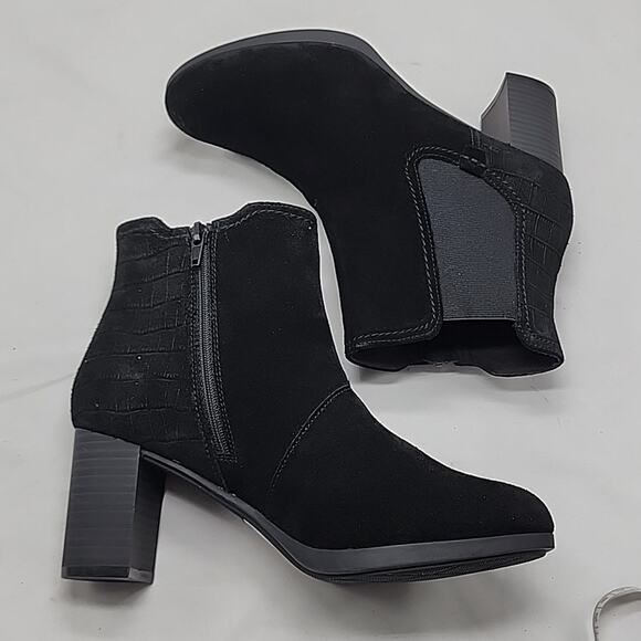 CLARKS BAYLA ROSE LEATHER SUEDE BLACK BOOTIES ALMOND TOE LADIES SIZE 8.5 NWOB - Picture 12 of 16